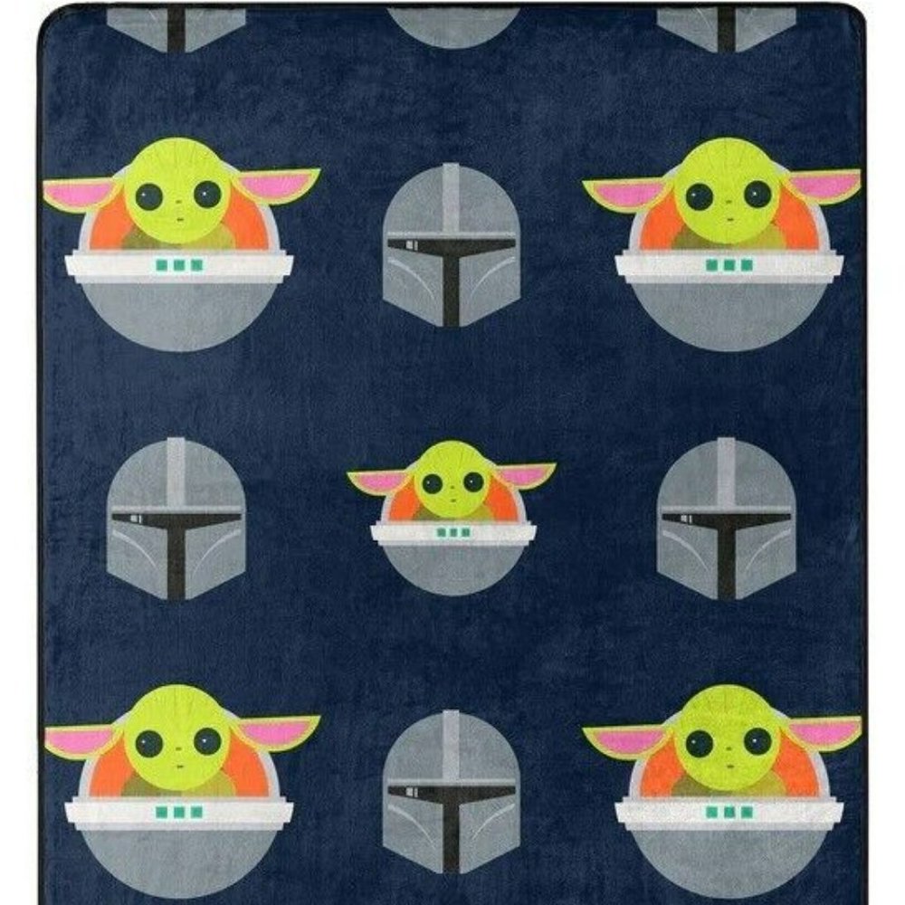Star Wars The Mandalorian & The Child Grogu 40x50 Silky Soft Throw